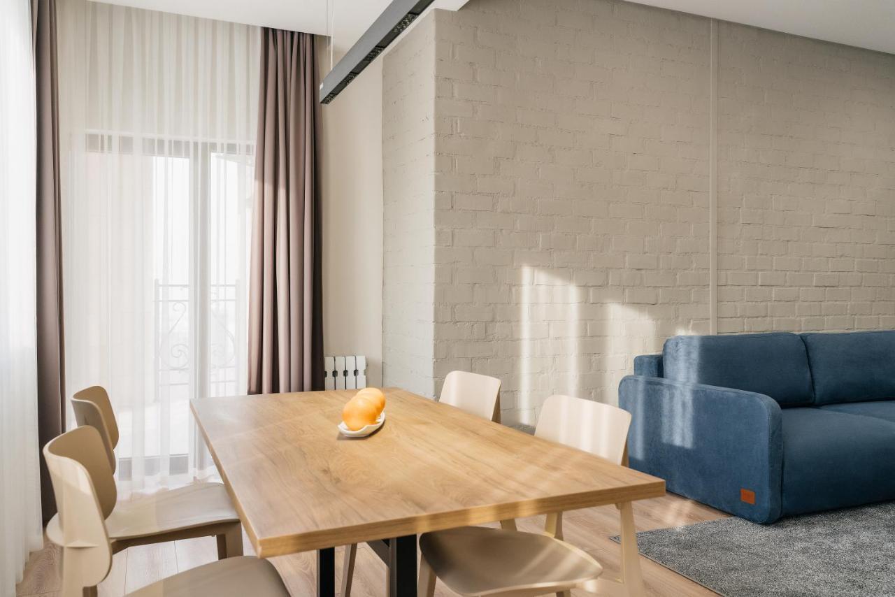 Solutel Apartments-34 ビシュケク エクステリア 写真