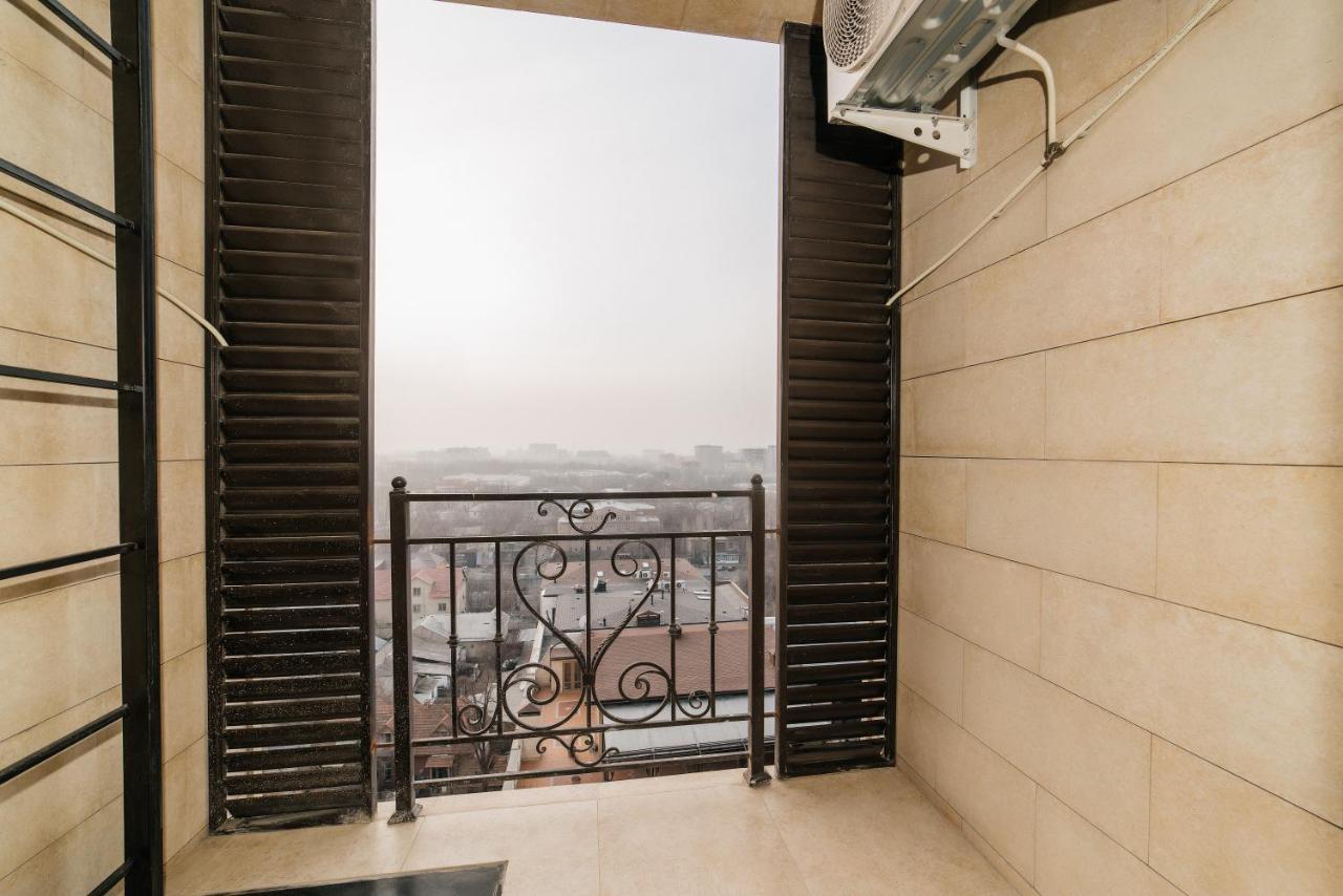 Solutel Apartments-34 ビシュケク エクステリア 写真